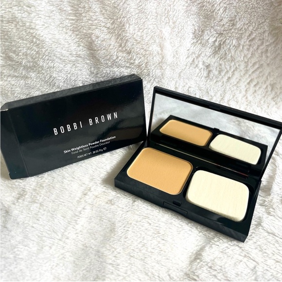 BOBBI BROWN Skin Weightless Powder
Foundation- 0.38oz / 11g N-052 Natural - Picture 1 of 6